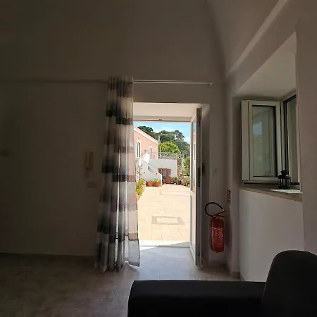 Casa Francesca ポンツァ